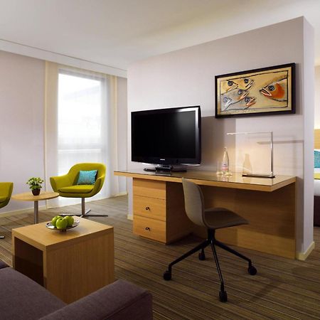Courtyard By Marriott Montpellier Hotel Eksteriør billede