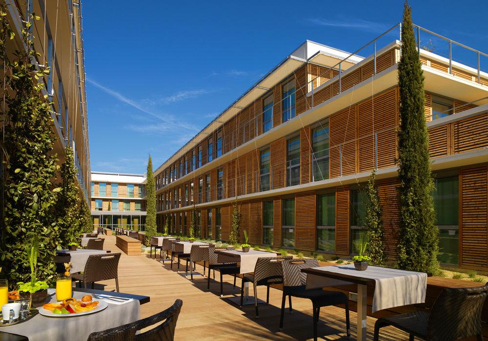 Courtyard By Marriott Montpellier Hotel Eksteriør billede