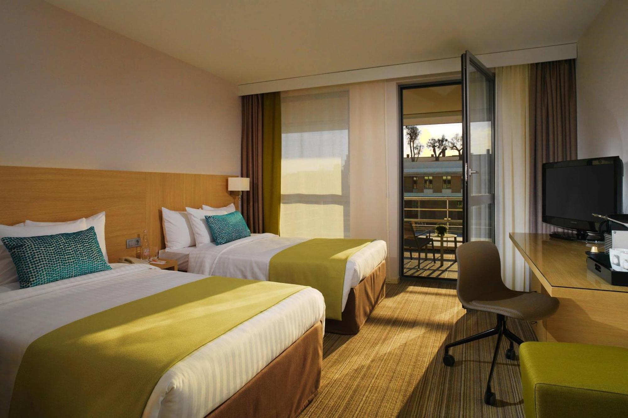 Courtyard By Marriott Montpellier Hotel Eksteriør billede