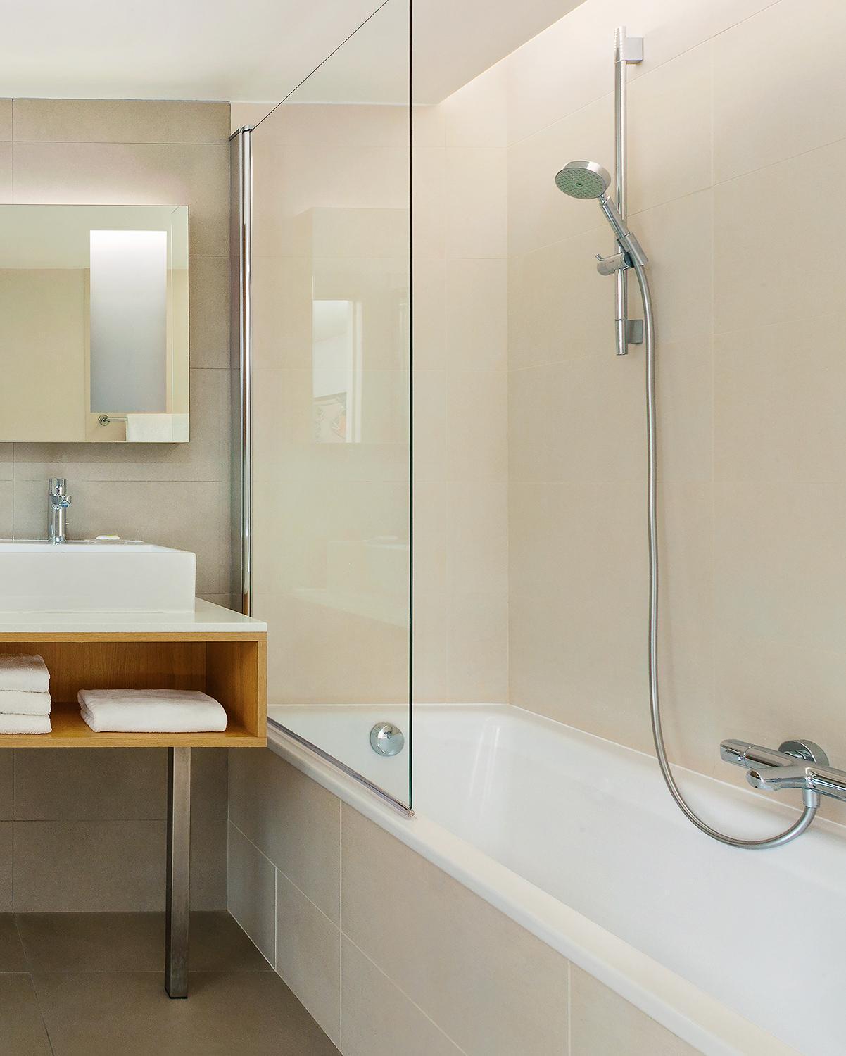 Courtyard By Marriott Montpellier Hotel Eksteriør billede