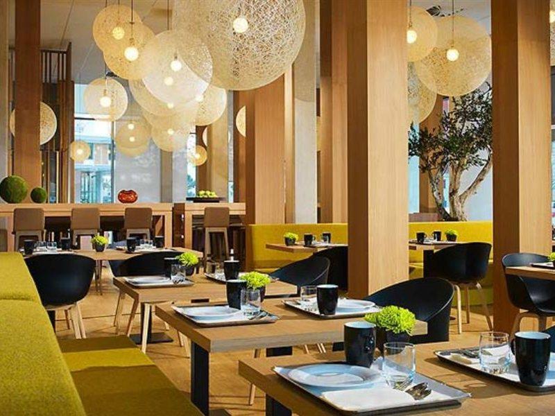 Courtyard By Marriott Montpellier Hotel Eksteriør billede